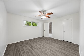 Building Photo - 5850 Southminster Dr