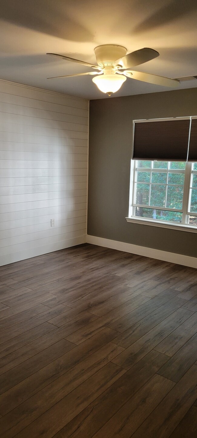 Building Photo - 50 Pebble Beach Cv