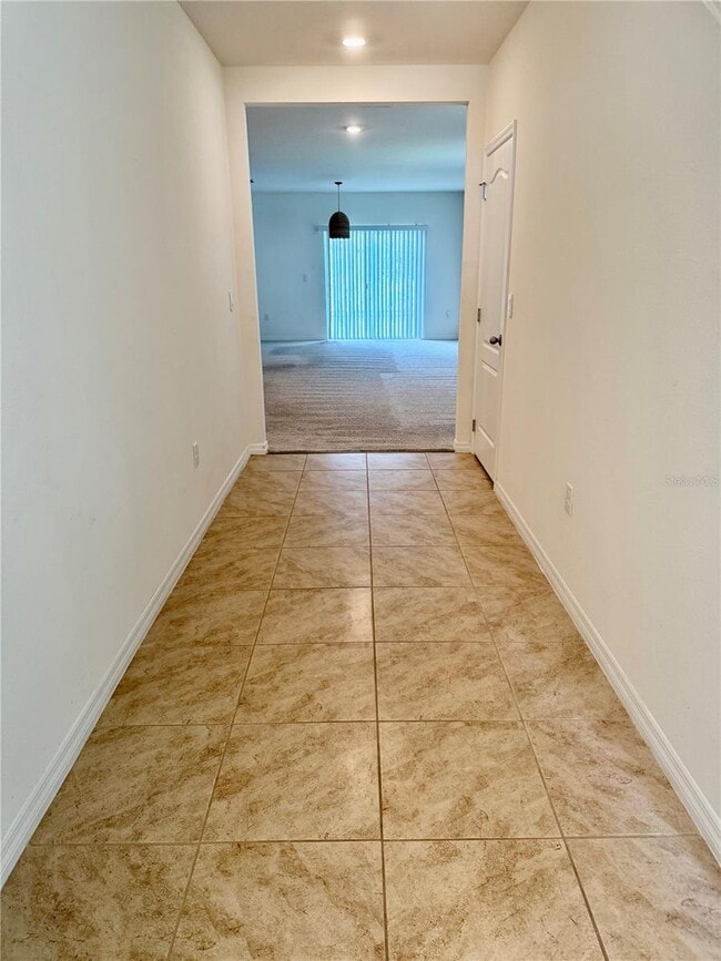 Building Photo - 1739 Post Oak Dr