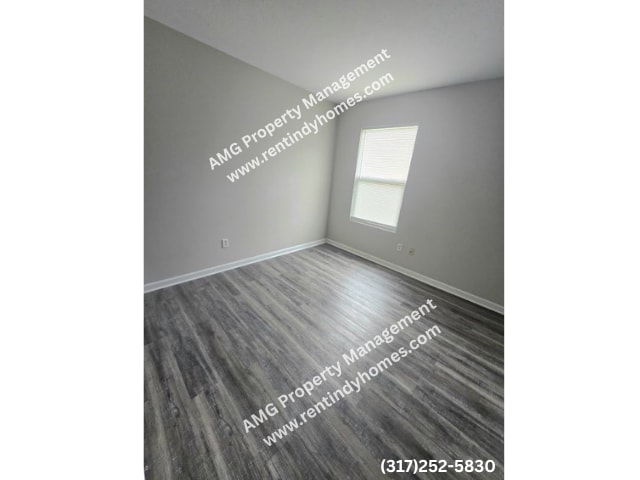 Photo - 7742 Danube St House