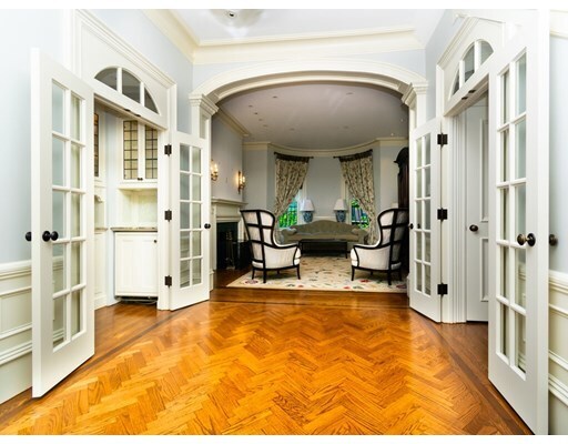 Building Photo - 311 Marlborough St