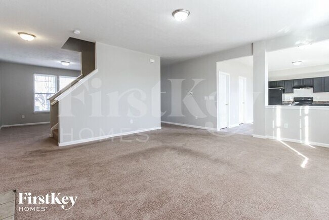 Foto del edificio - 527 Hollow Pear Dr