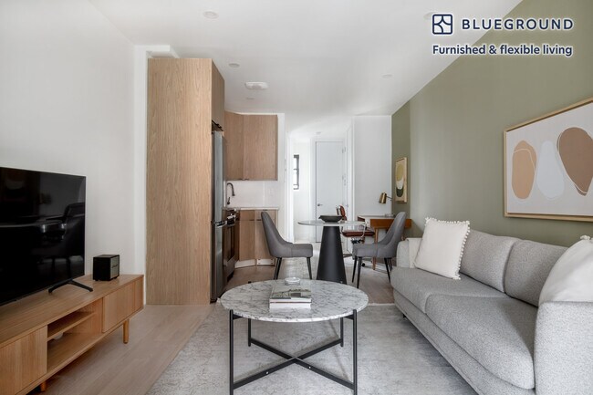 Foto del edificio - 170 1st Ave