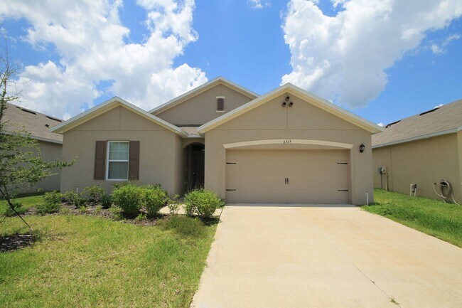 Building Photo - Beautiful 4 BR / 2 BA Home in Lakeland!