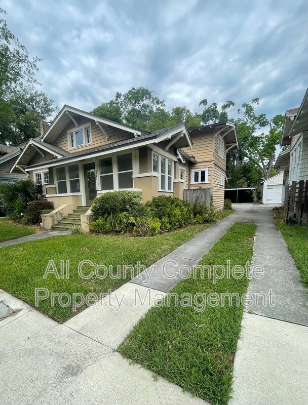 Foto del edificio - 2741 Oak St