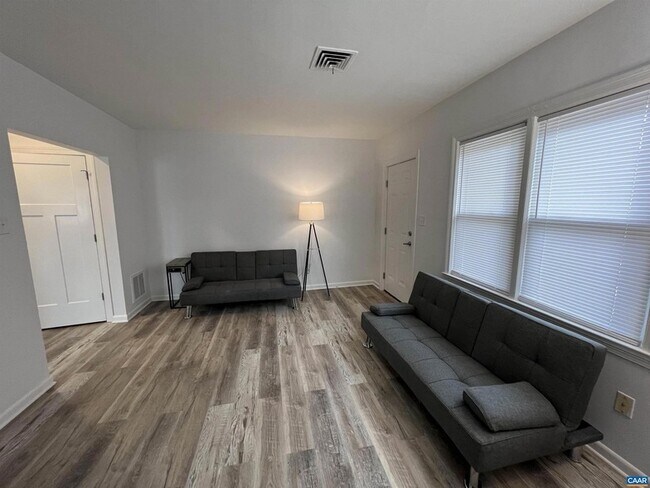 Foto del edificio - 301 7th St SW
