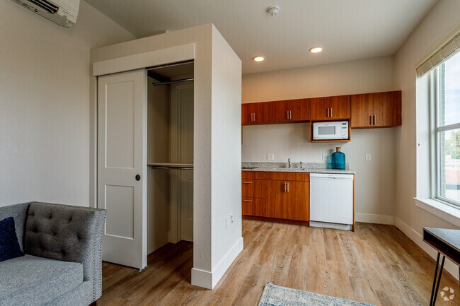 Estudio - Sterner - The Quayle