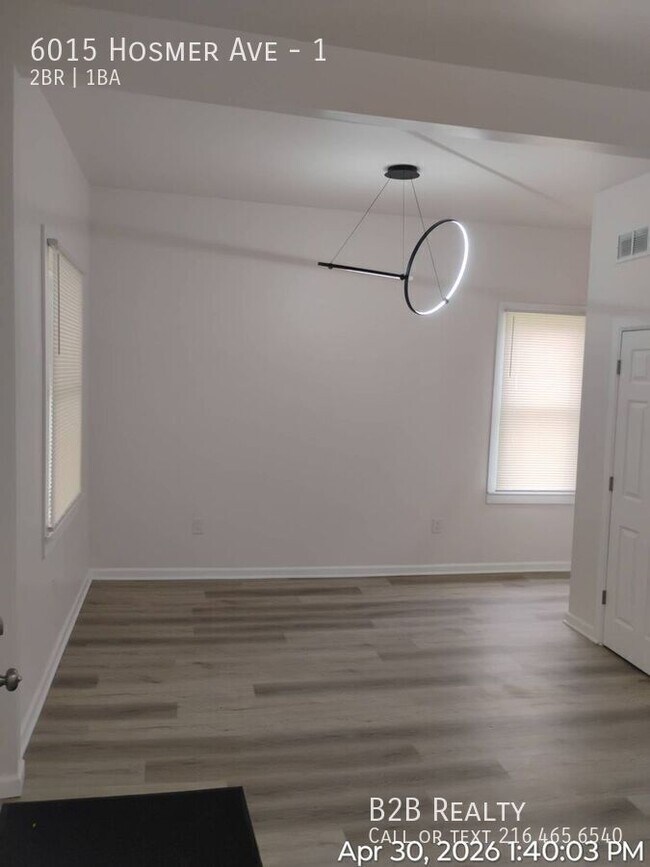 Foto del edificio - 6015 Hosmer Ave
