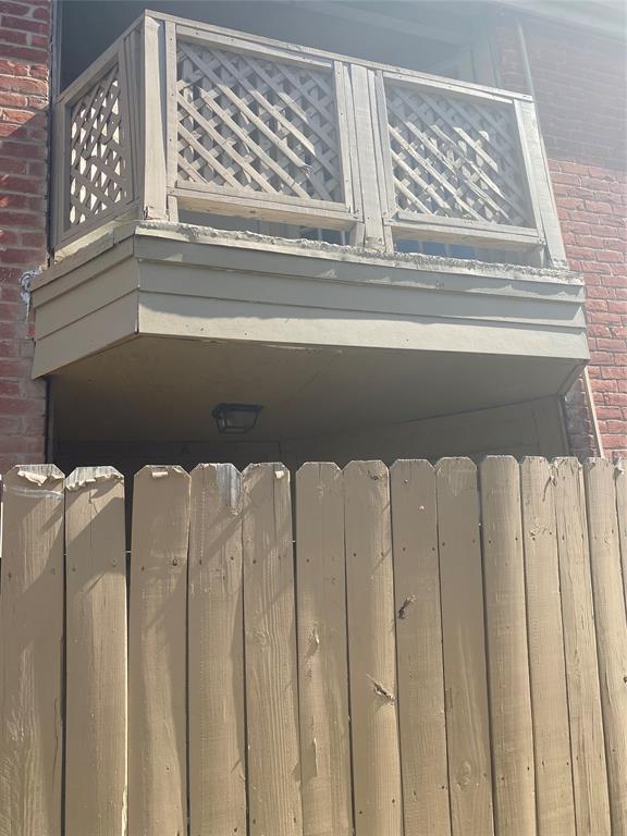 Building Photo - 12500 Sandpiper Dr