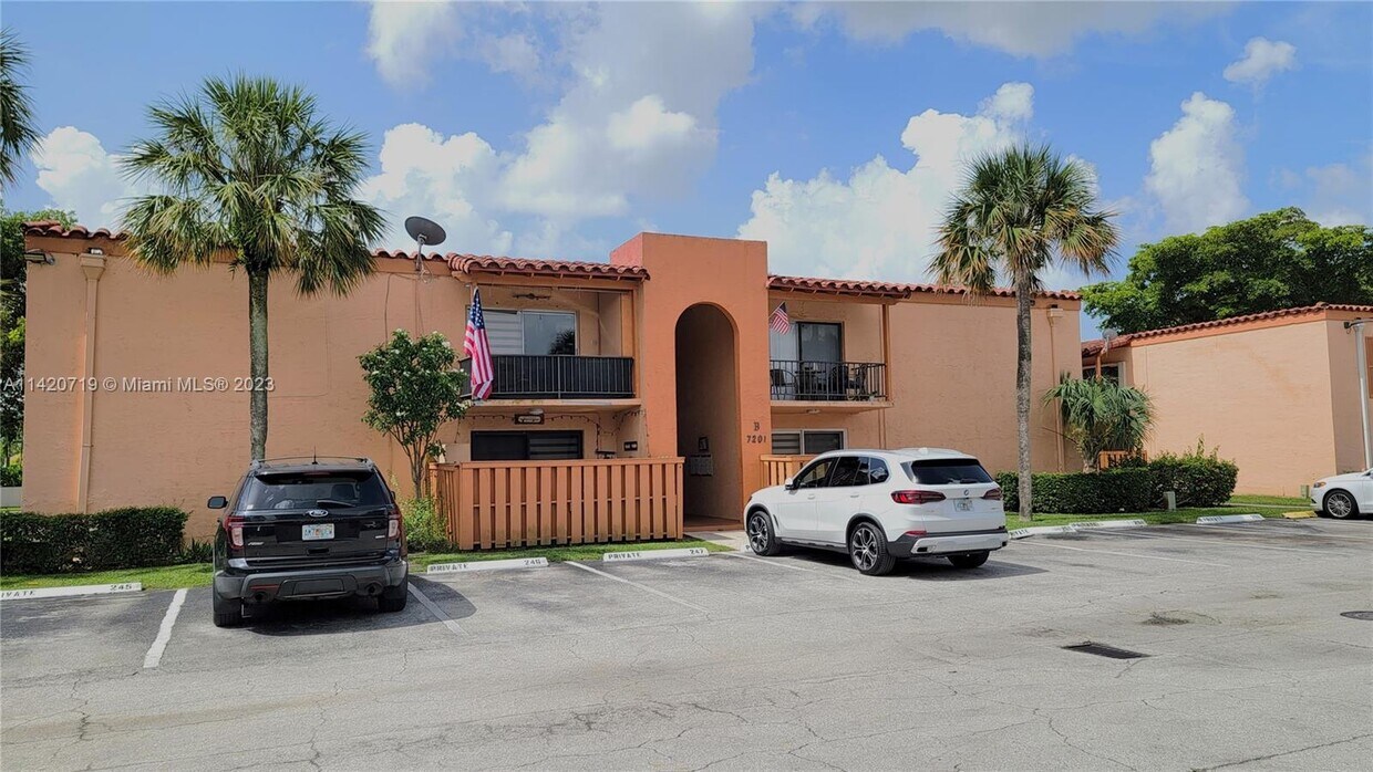 7201 Miami Lakes Dr Unit B11, Miami Lakes, FL 33014 Condo for Rent in