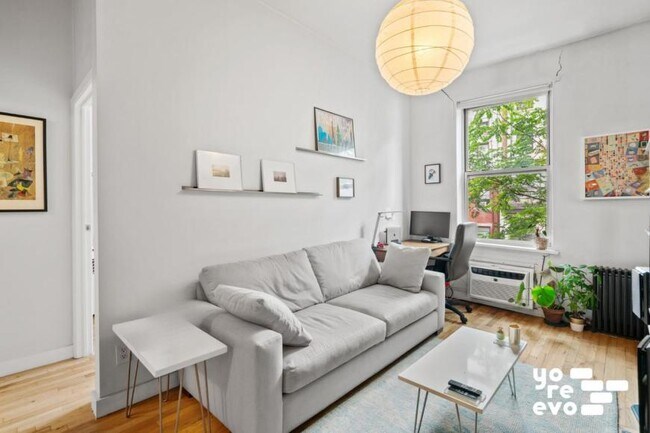 Foto del edificio - 1 bedroom in NEW YORK NY 10011