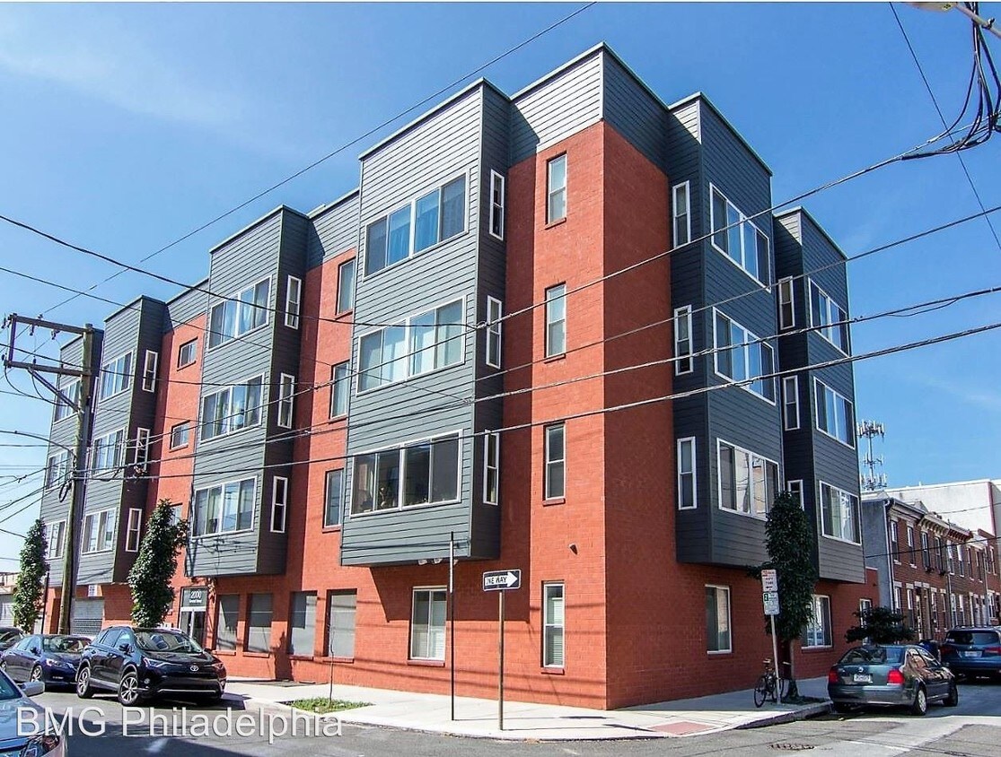 Primary Photo - 3 br, 2 bath House - 2000 Kimball St. B1