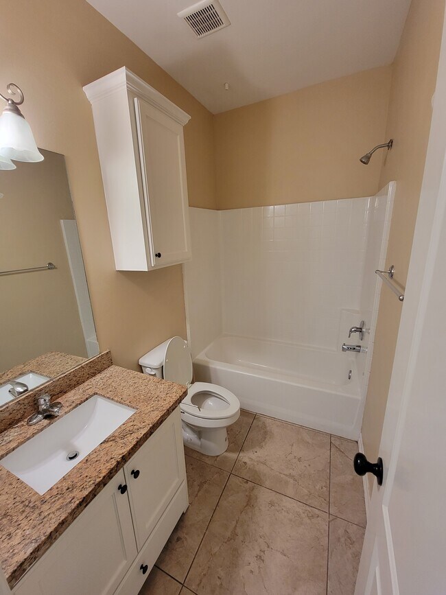 2712 E Franklin Ave, Alton, TX 78573 2712 E Franklin Ave Alton, TX