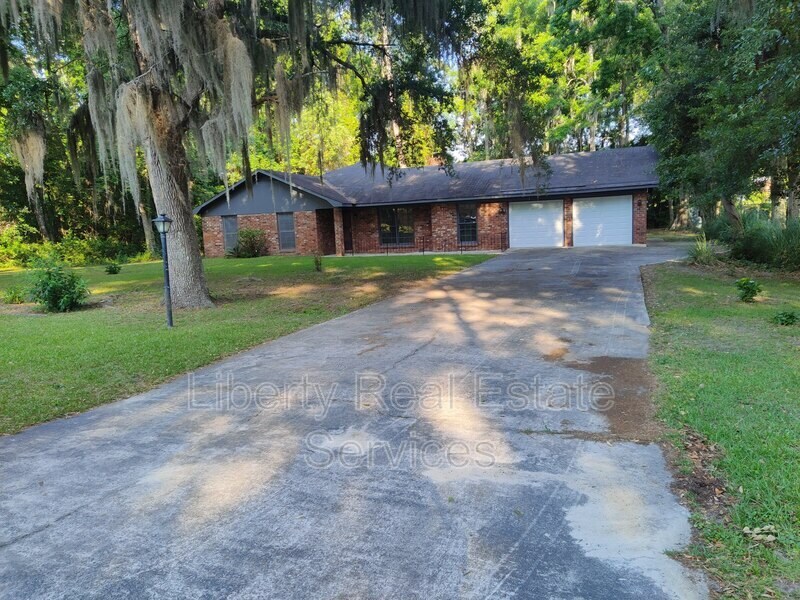 Primary Photo - 407 Woodland Dr