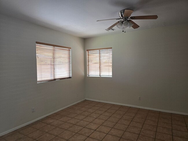 Foto del edificio - 22059 N 30 Dr Casa del Rockridge