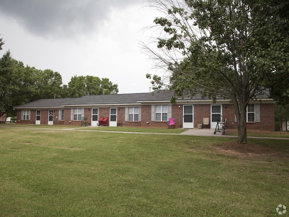 Building Photo - Charles Lea Center