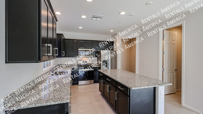 Foto del edificio - 17611 W Missouri Ave