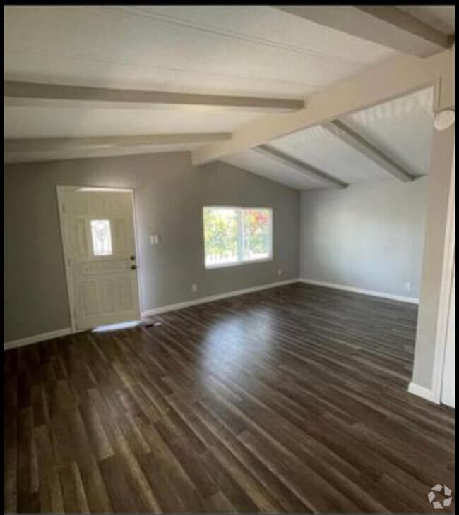 Building Photo - 1276 E Silktassel Trl