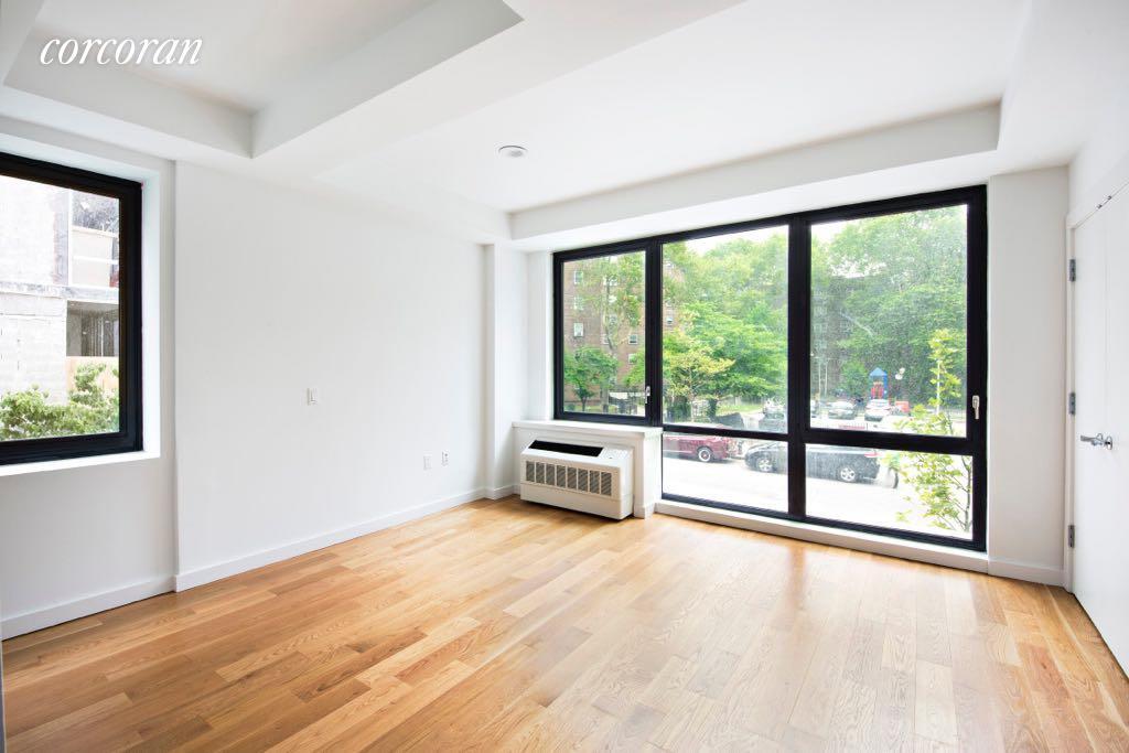 Primary Photo - 48 E 132nd St