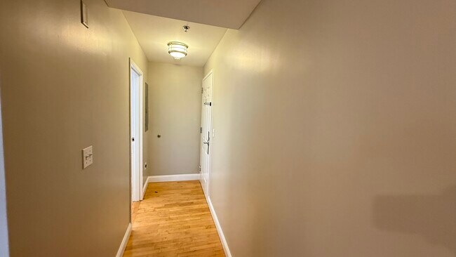 Foto del edificio - 312 Shirley St
