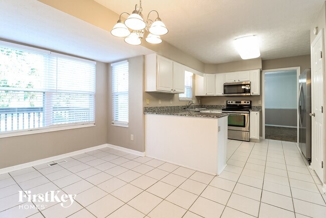Building Photo - 9934 Stonebridge Dr