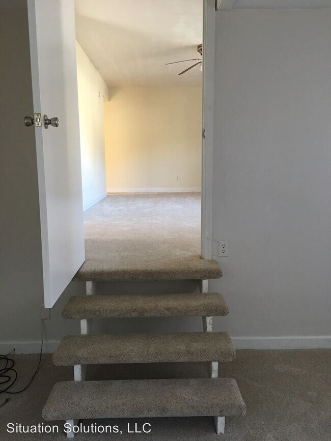 Building Photo - 3 br, 1.5 bath House - 404 Ingram Road