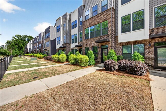 Foto del edificio - 530 Billingsley Rd