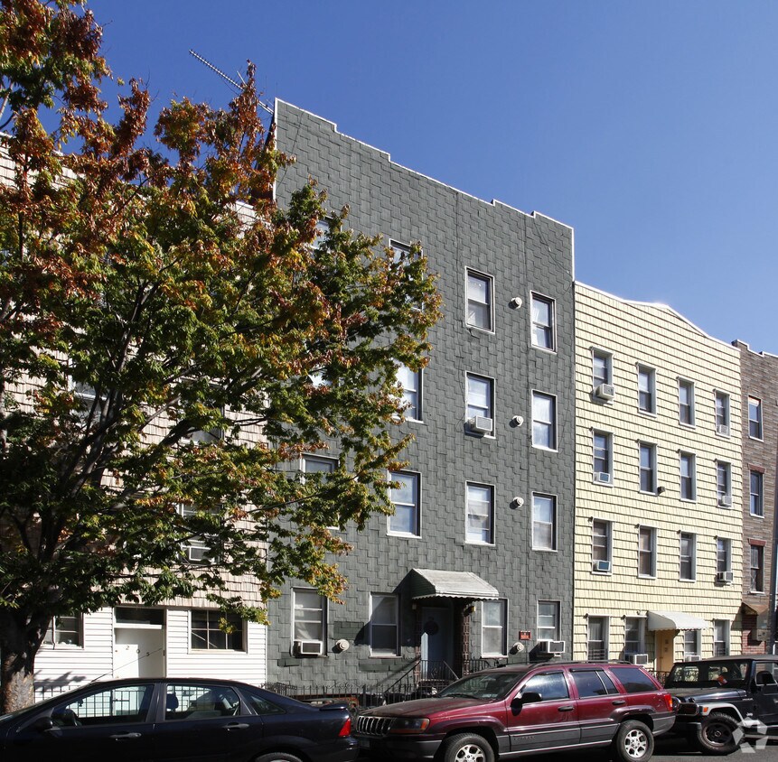 Building Photo - 207 N 6th St
