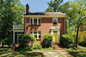 Building Photo - 1025 Taylor Ave