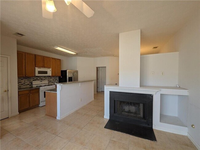 Foto del edificio - 158 Haven Oak Way