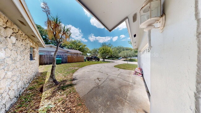 Photo - 506 Parson Brown Way House