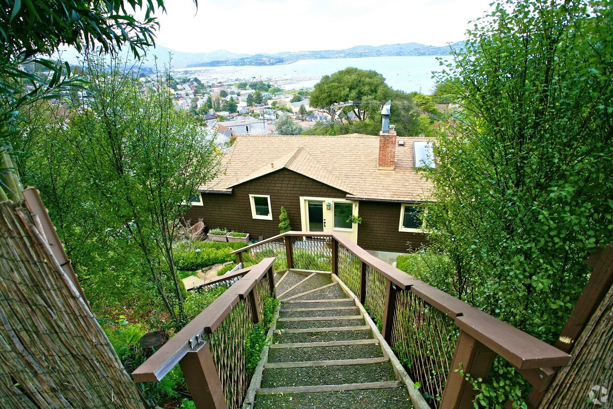 108 Santa Rosa Ave, Sausalito, CA 94965 Apartments in Sausalito, CA
