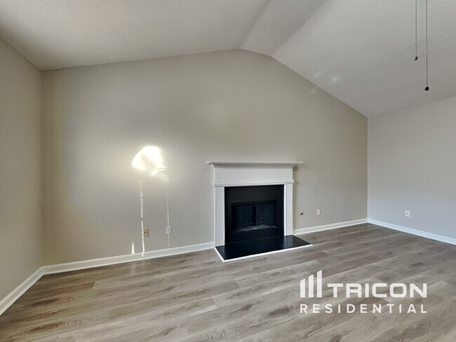 Building Photo - 333 Brookside Drive McDonough GA