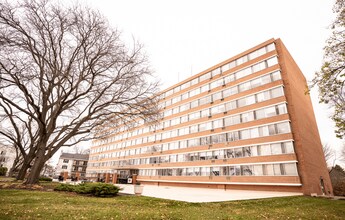 Building Photo - PARK TOWER