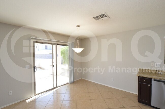 Building Photo - 3735 E Sheffield Rd