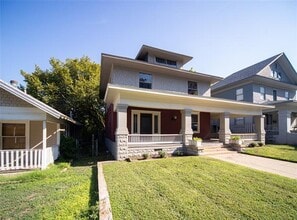 Building Photo - 1632 Mistletoe Blvd