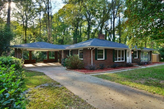 Building Photo - 3453 Earlewood Dr