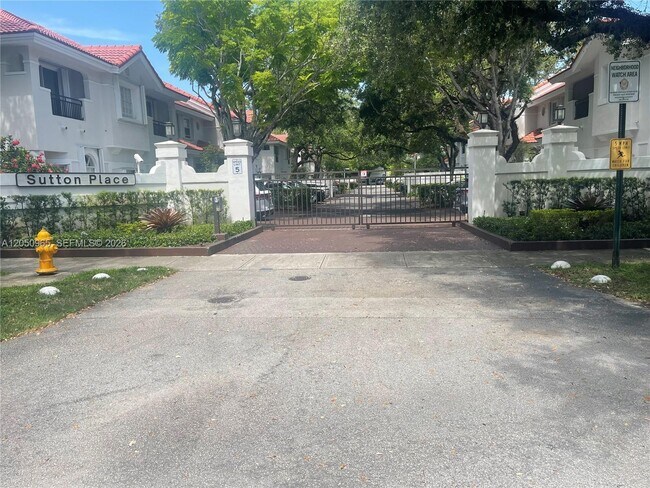 Building Photo - 6853 SW 89th Terrace