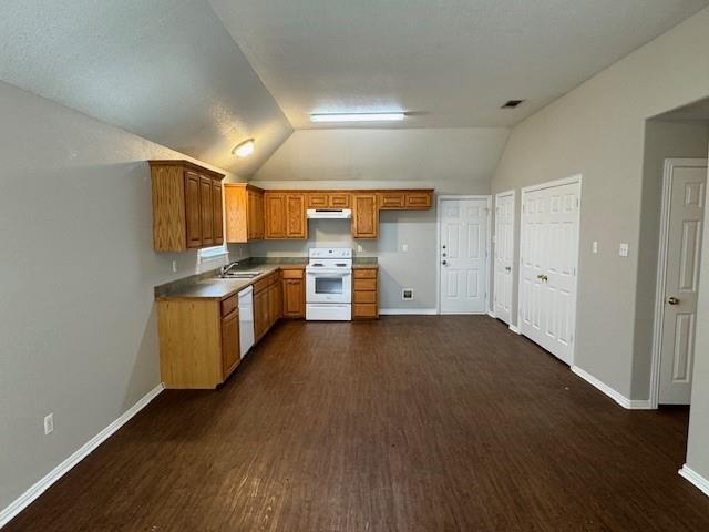 Building Photo - 115 Private Road 3230