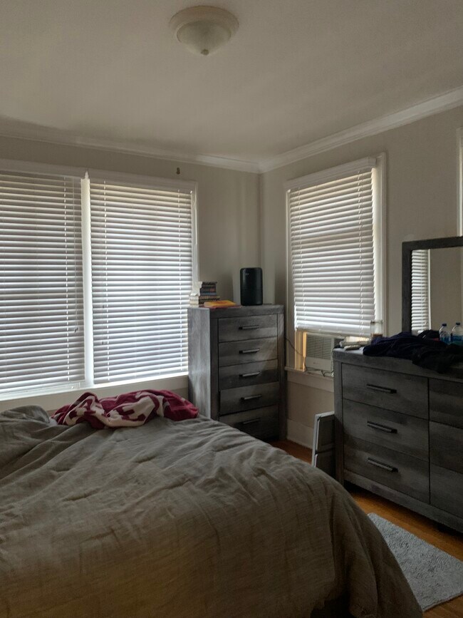 Dormitorio 1 - 514 Grand Blvd