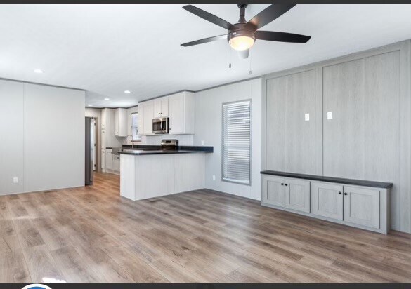 Foto del edificio - 4343 Katy Hockley Rd