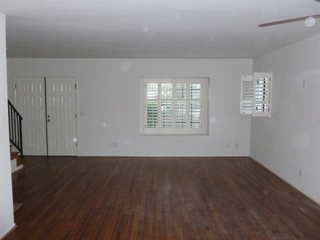 living room - 4748 W 170th St