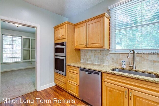 Building Photo - 3 br, 2.5 bath House - 27 Wood Eden Lane