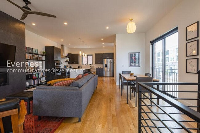 Foto del edificio - 2599 Arapahoe St