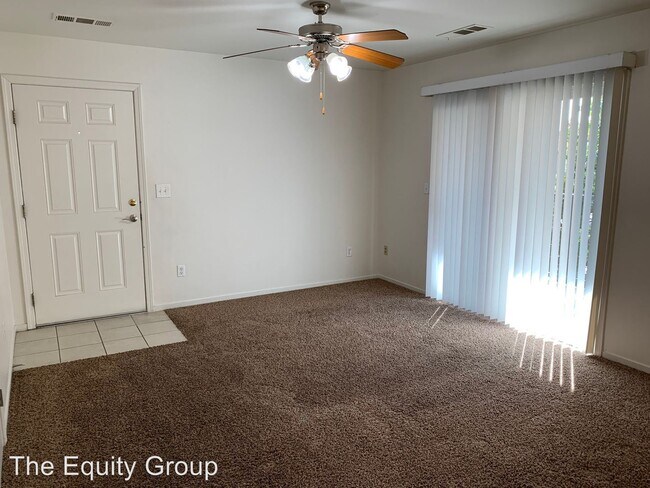Foto del edificio - 2541-2547 W Lark Ave