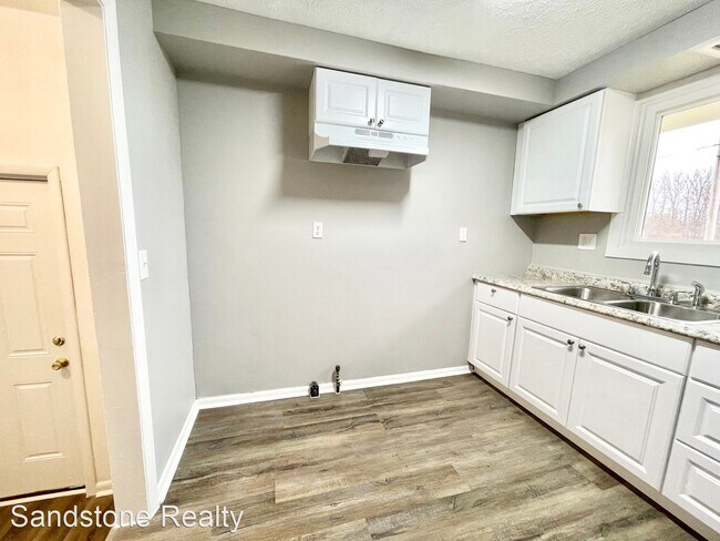 Foto del edificio - 3 br, 1 bath House - 2135 Reeves
