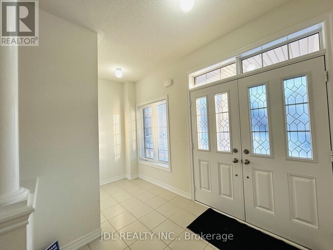 Photo du bâtiment - 10 Benn Ave