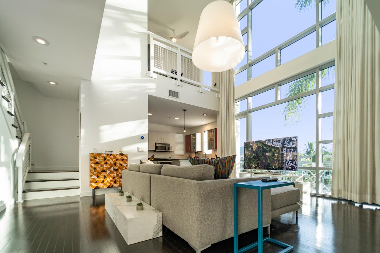 Foto principal - 335 SE 6th Ave