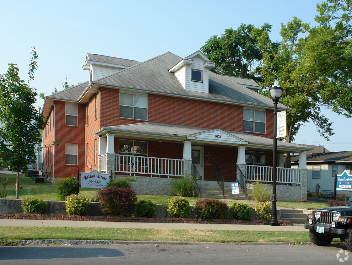 Building Photo - 1024 Walnut St