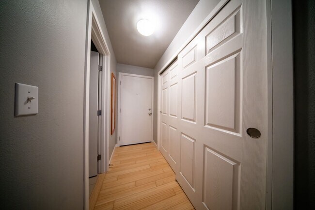 Foto del edificio - !!2 Weeks Free with Signed Lease!! Beautif...